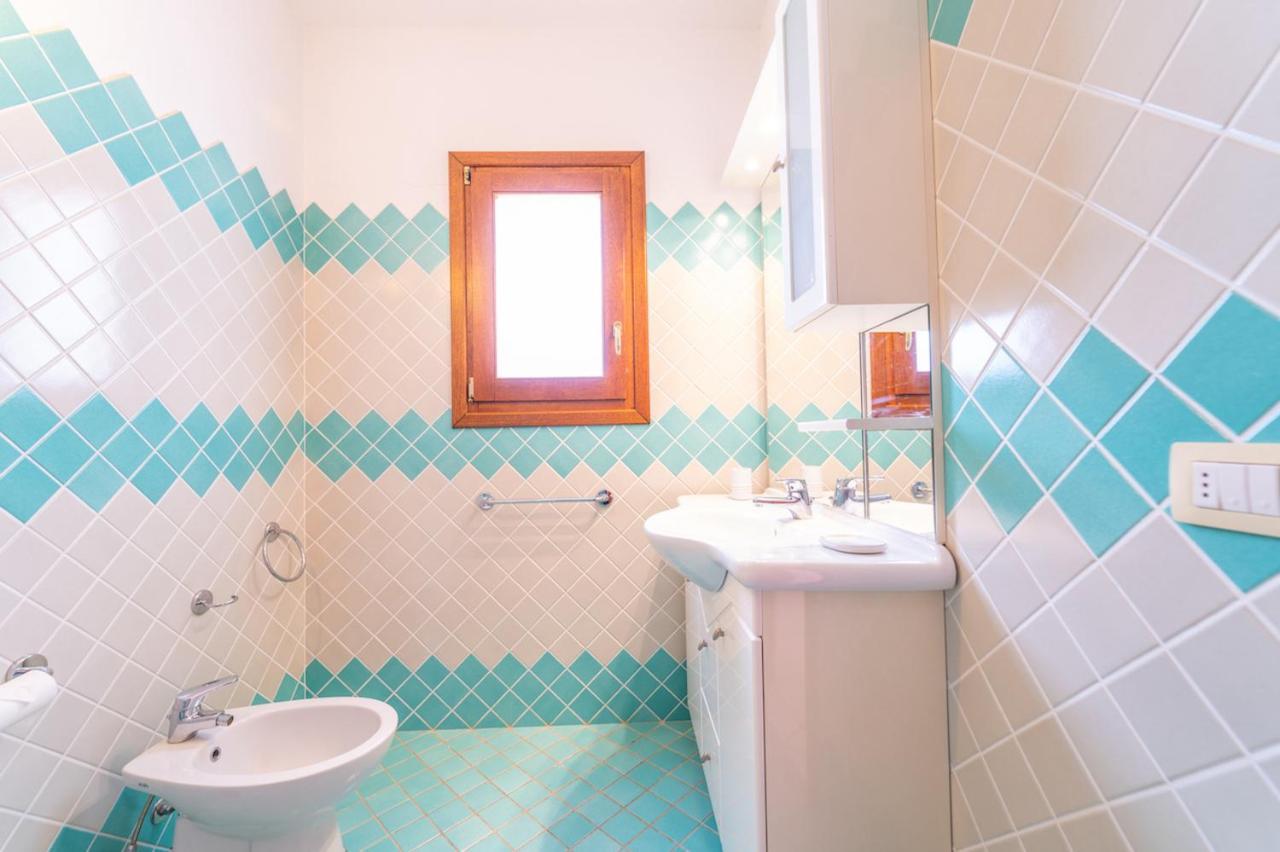 Iss Travel, Citai Panoramic Apartments - 1,5 Km From The Beach San Teodoro  Extérieur photo