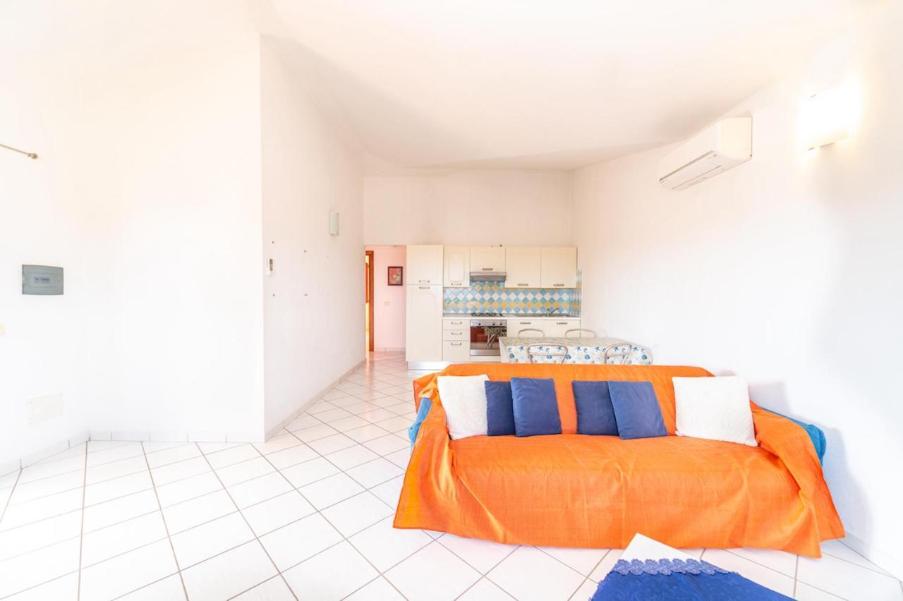 Iss Travel, Citai Panoramic Apartments - 1,5 Km From The Beach San Teodoro  Extérieur photo